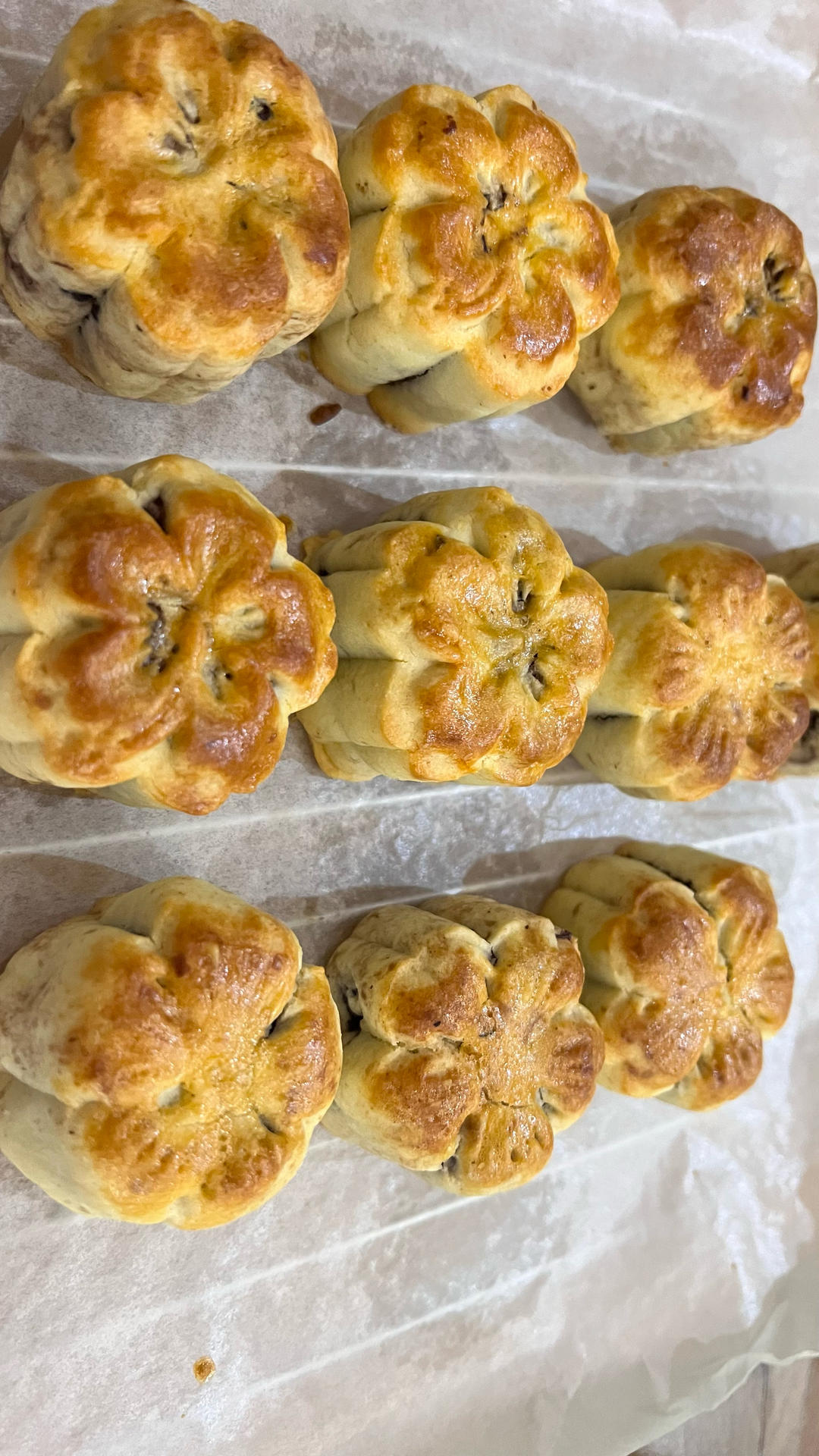 超酥软奶味十足 奶酥月饼