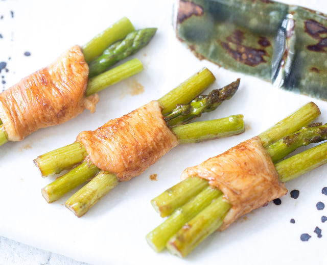 芦笋鸡肉片的做法