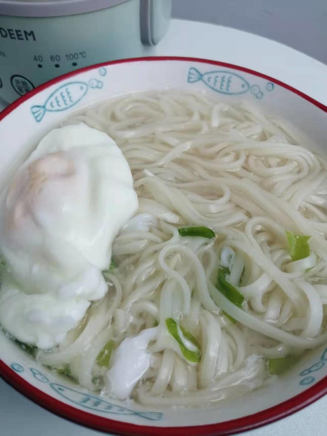 酸汤挂面卧荷包蛋【2月北鼎养生壶食谱】