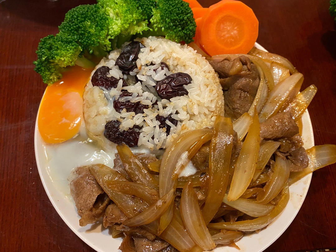 堂妈金牌牛肉饭