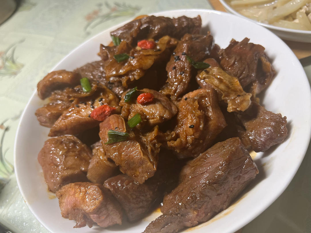 又香又嫩的小炒牛肉（巨好吃，手残党也能做）