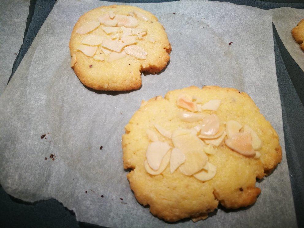 杏仁粉黄油饼干