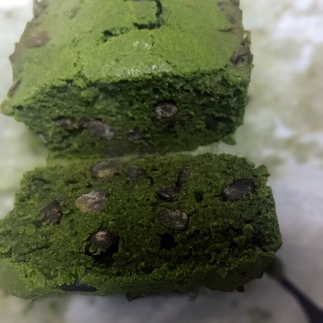 丰润的布朗尼口感-抹茶蜜红豆蛋糕