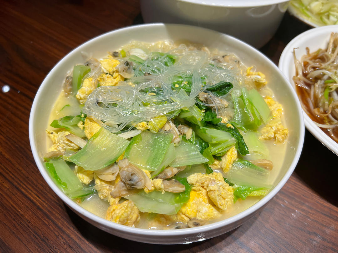 渔 民 小 白 菜