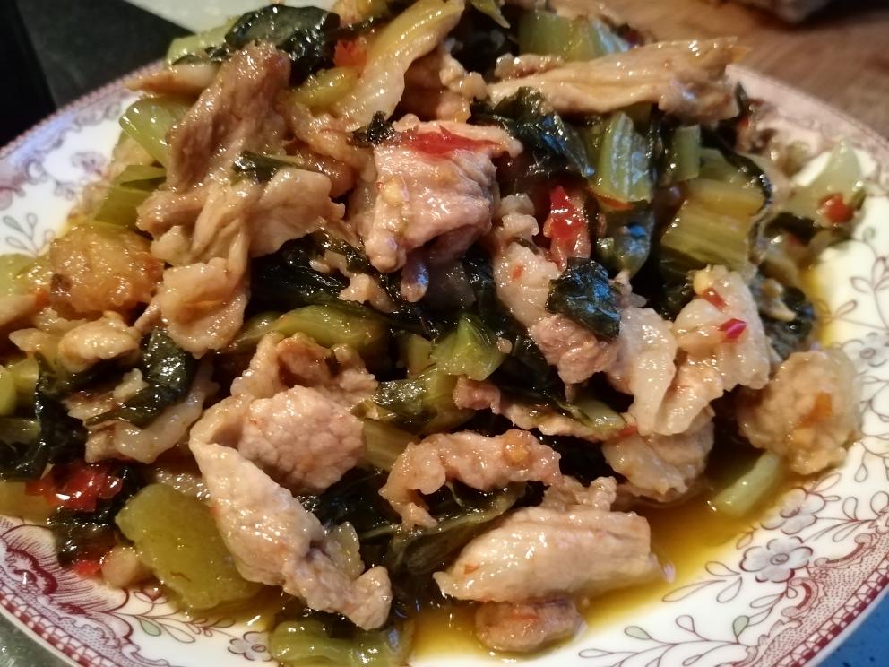 腌菜炒肉