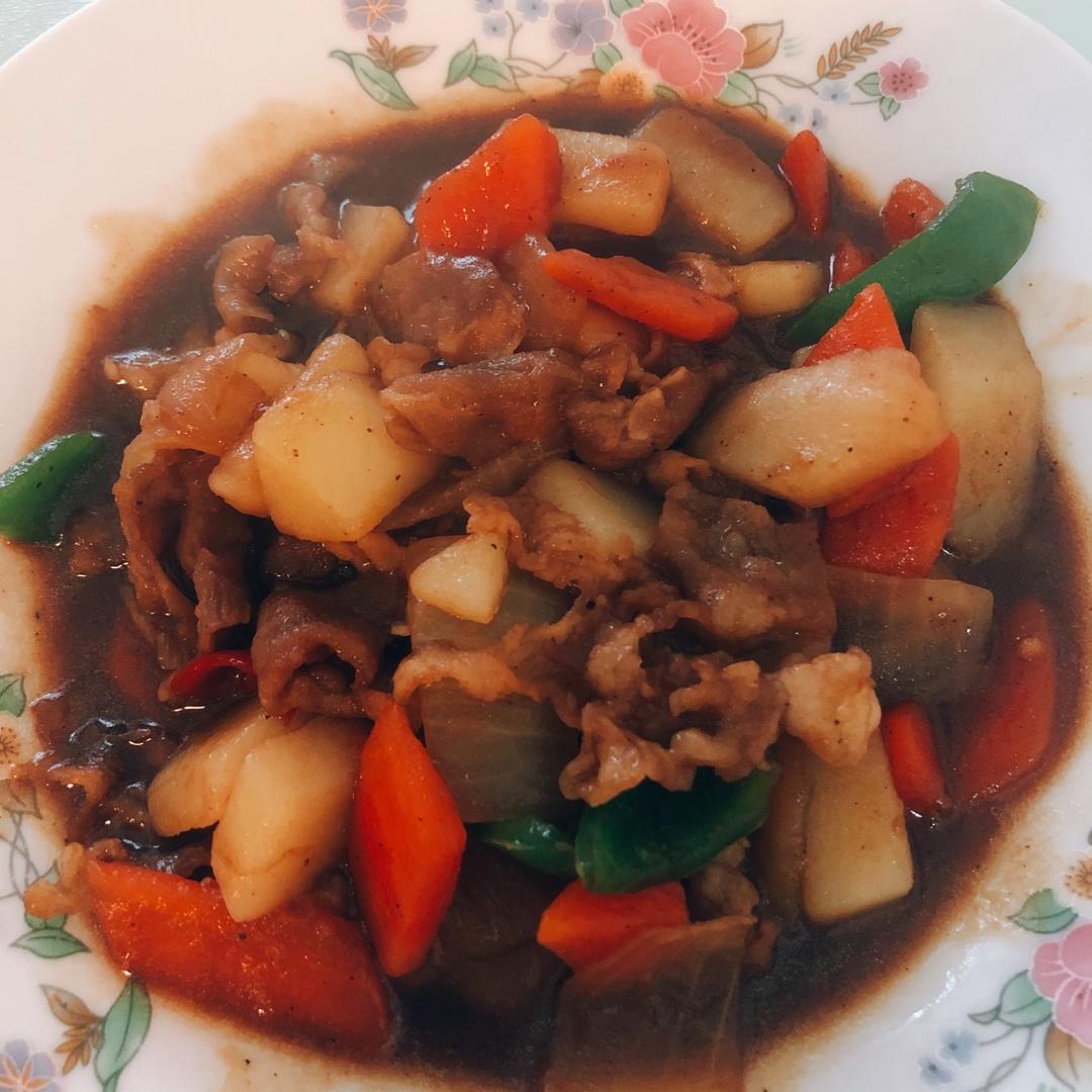 好吃到舔碗底的土豆肥牛拌饭