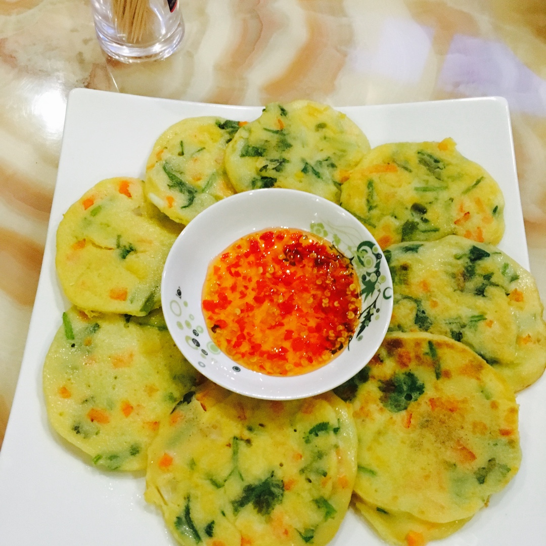 黑豆浆+葱花豆渣饼