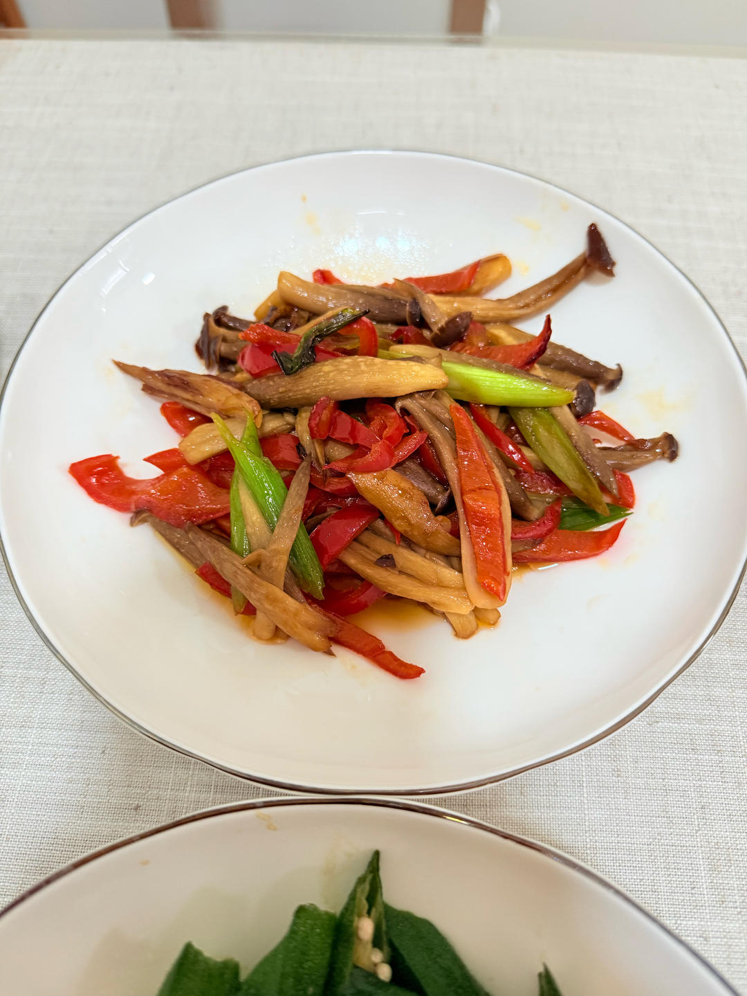 『快手下饭菜』鹿茸菇小炒肉｜简单好吃人人夸👍🏻