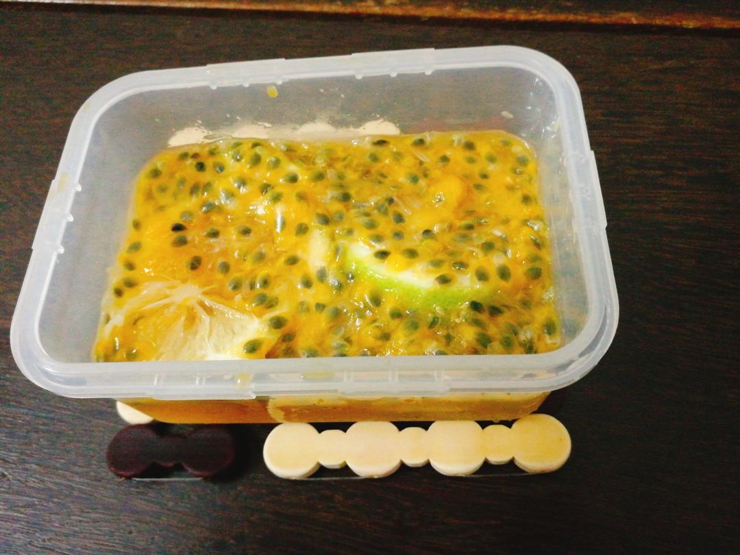 百香果柠檬蜂蜜茶