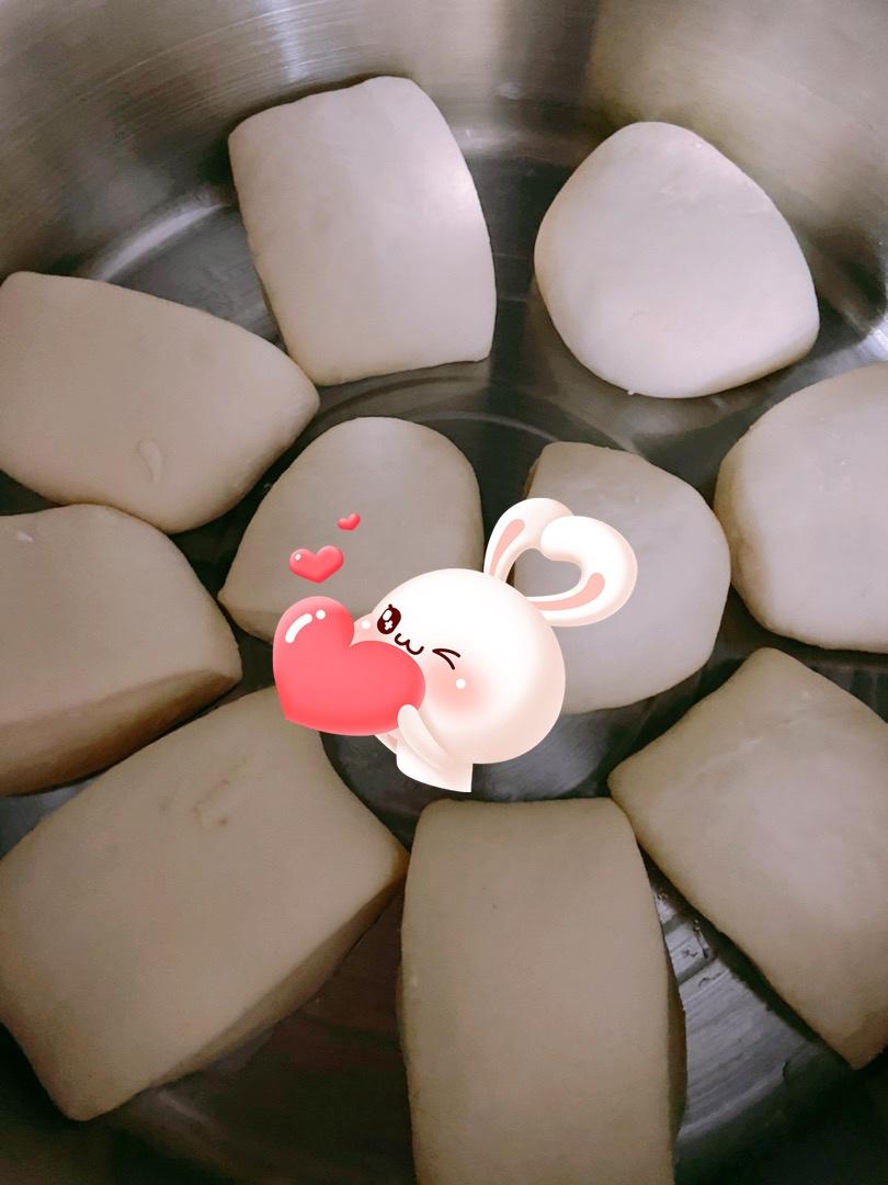 新手做馒头也能100%成功——附上非常详细的视频步骤（一次发酵法）