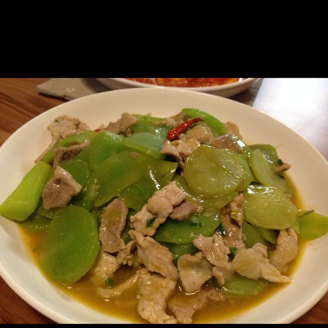 莴笋炒肉