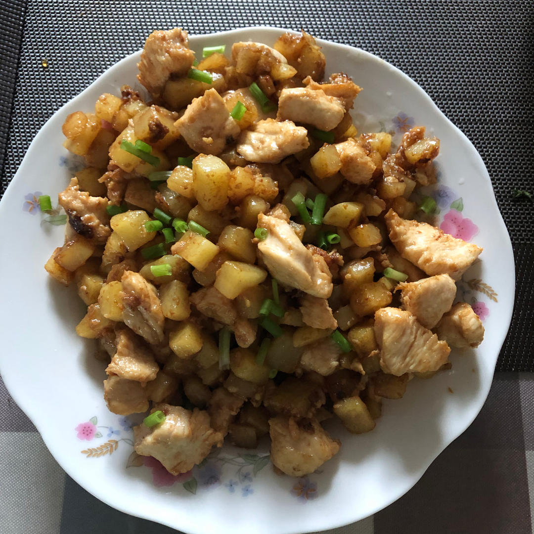 一道怎么做都好吃的干煎土豆鸡丁（红烧，咖喱，椒盐，孜然）