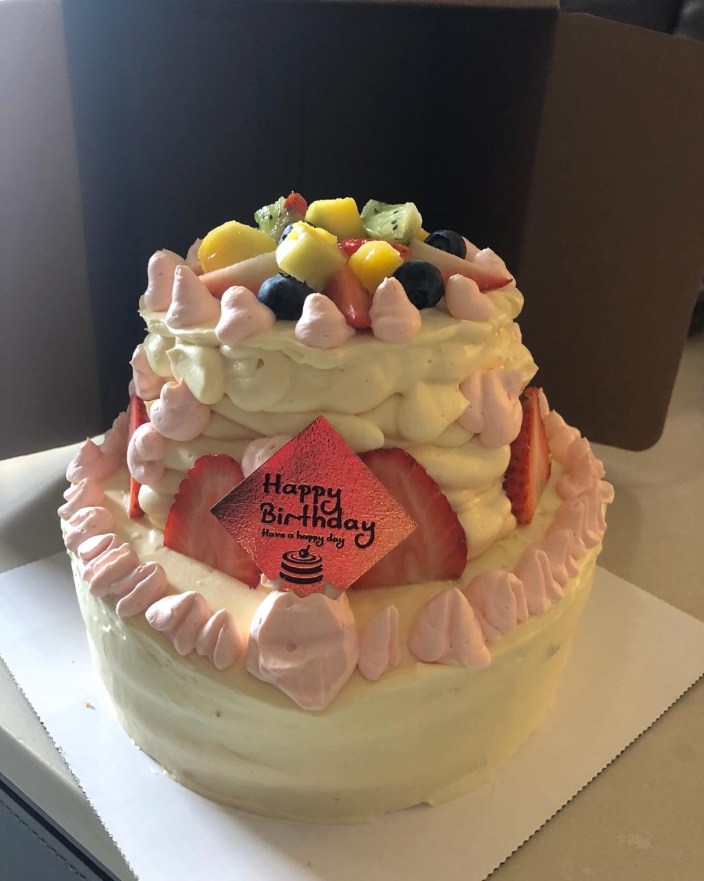 周岁双层生日蛋糕