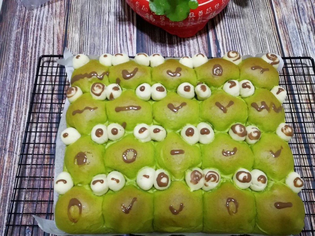 青蛙挤挤小面包