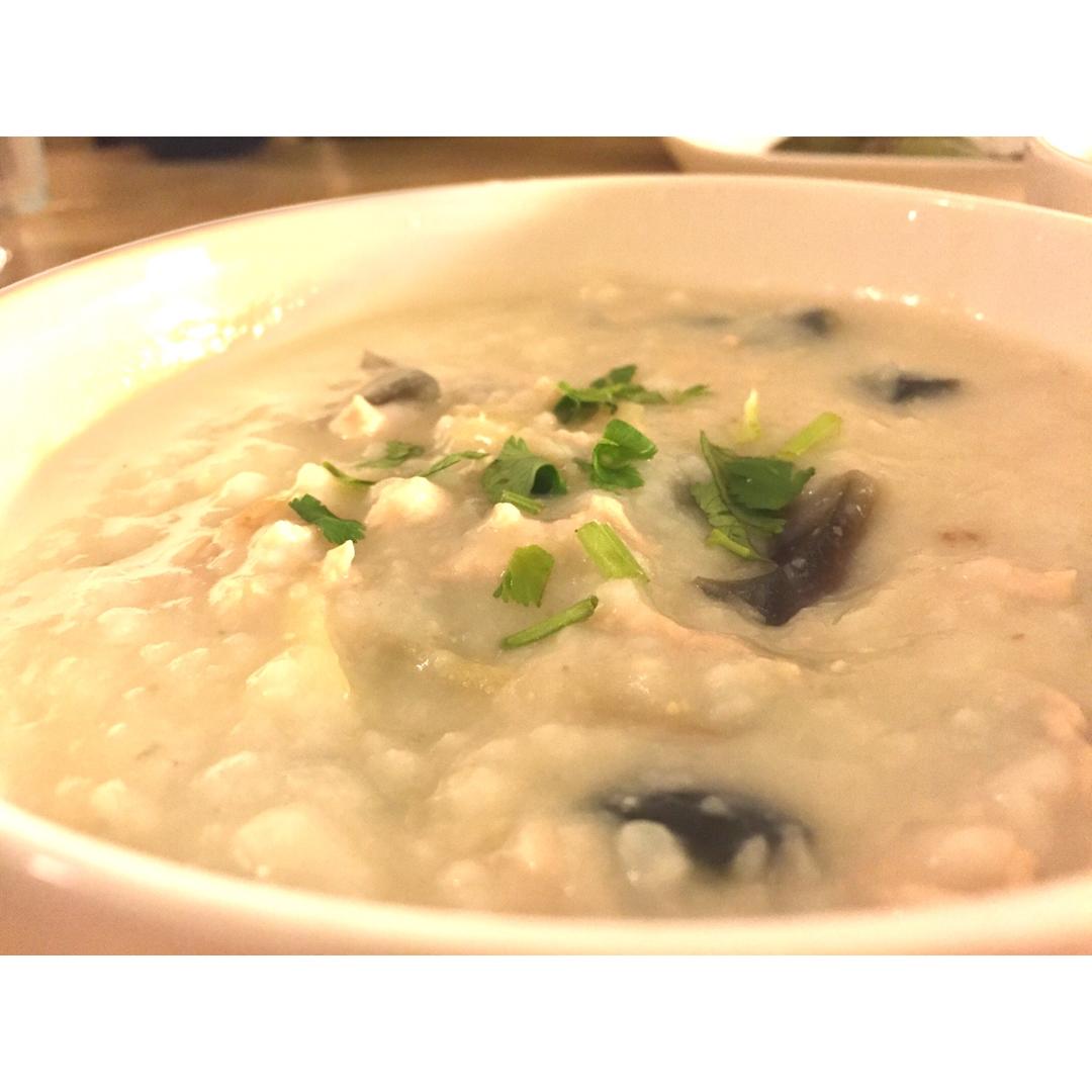 皮蛋瘦肉粥