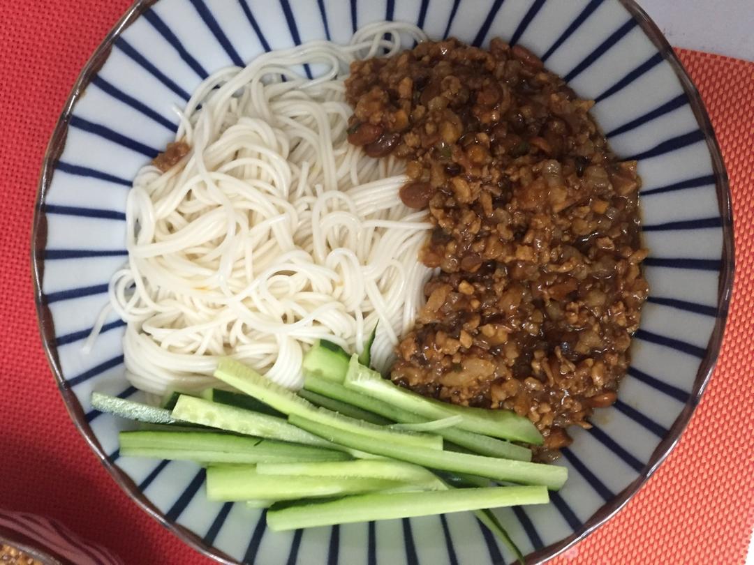 炸酱面