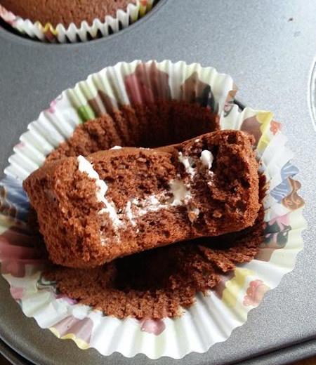 巧克力奶油小蛋糕的做法