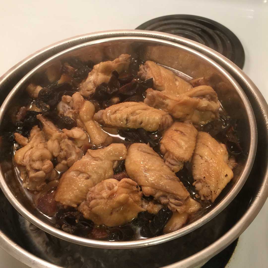 香菇蒸鸡腿肉