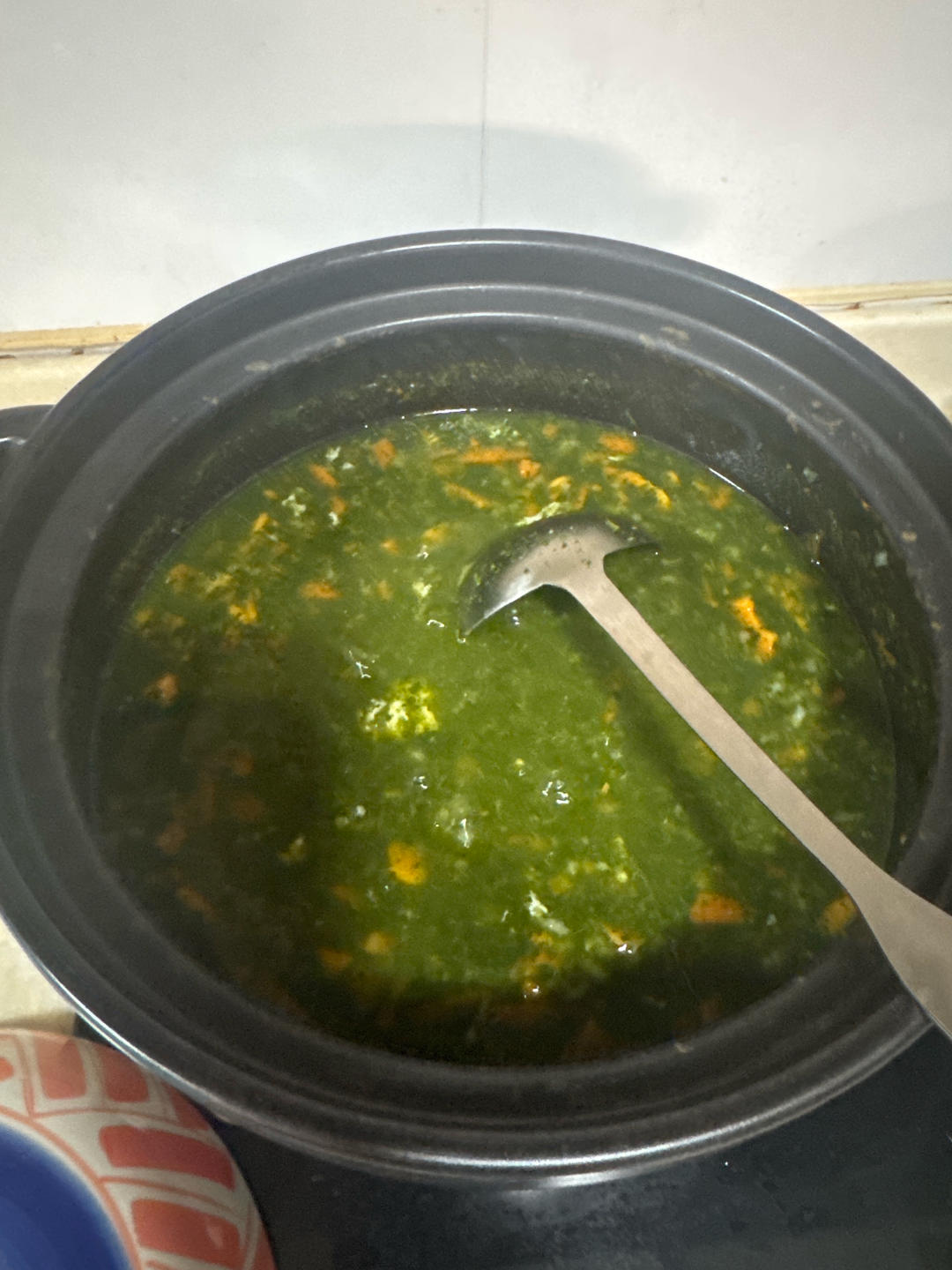 适合术后的半流食-菠菜鸡蛋粥