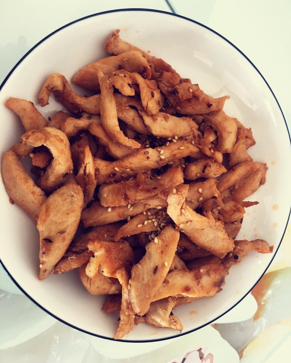 小七小七不小气做的减肥低脂孜然鸡胸肉