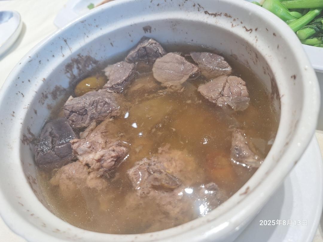 豬仔的“阿茂整餅”
