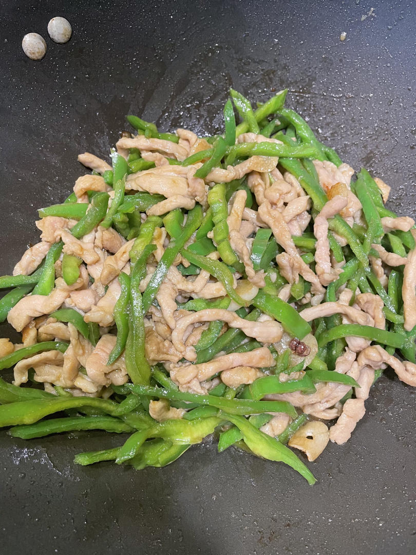 家常菜青椒炒肉