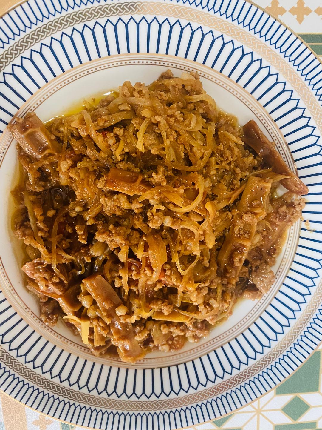 好吃下饭的肉沫萝卜丝煲