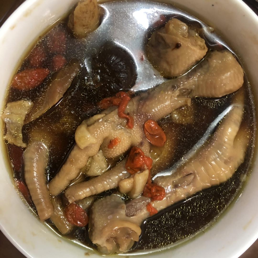 piggy1015做的花胶鸡爪汤
