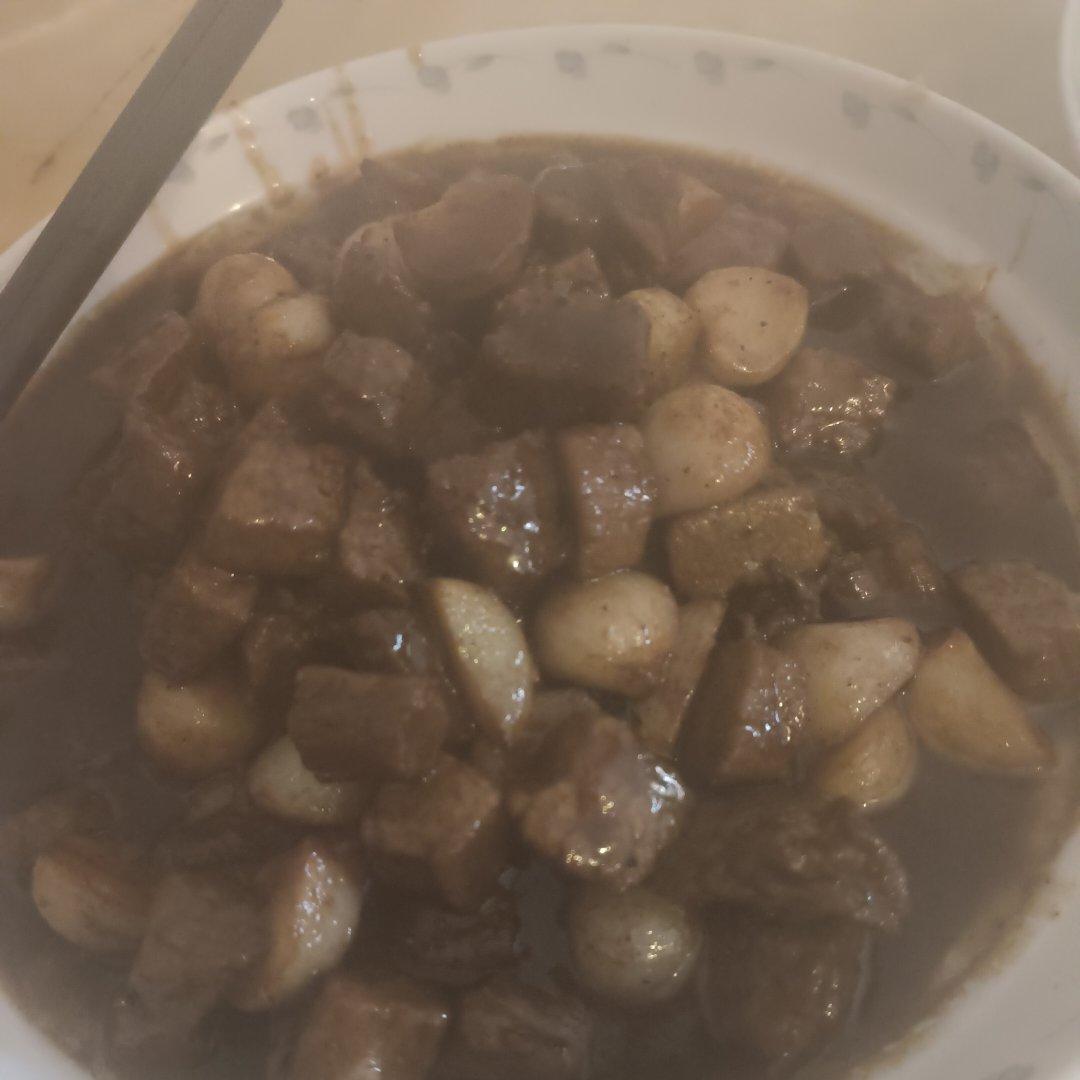 黑蒜子牛肉粒