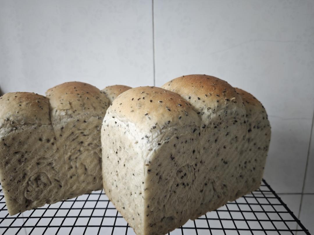 金大旺的黑芝麻吐司