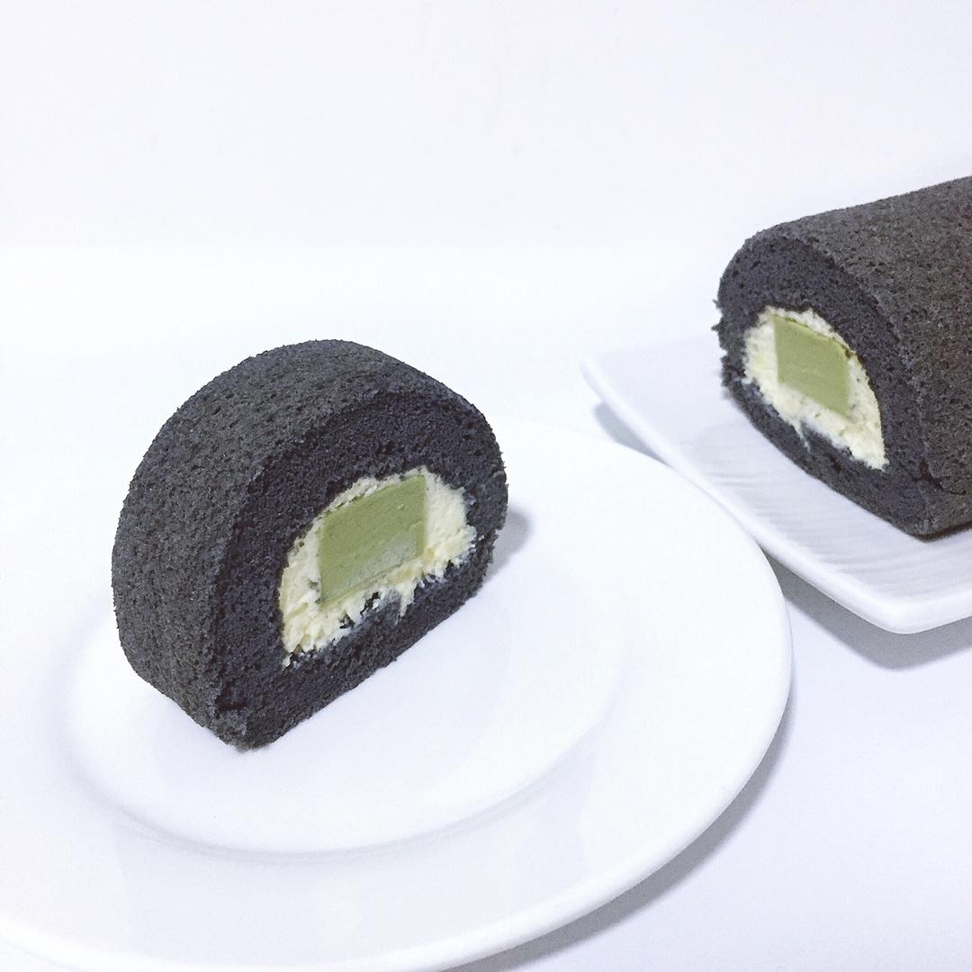 竹炭抹茶奶冻卷