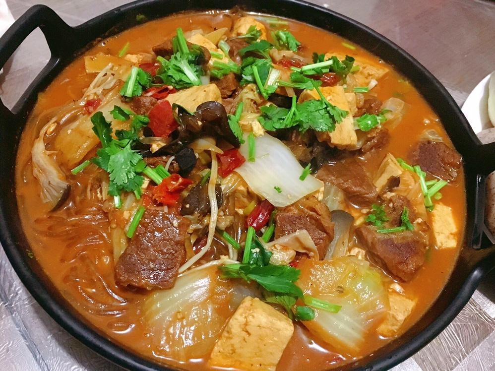 家常菜 牛肉大杂烩(新疆大盘系列) tubaobei0223做的牛肉大杂烩(新疆