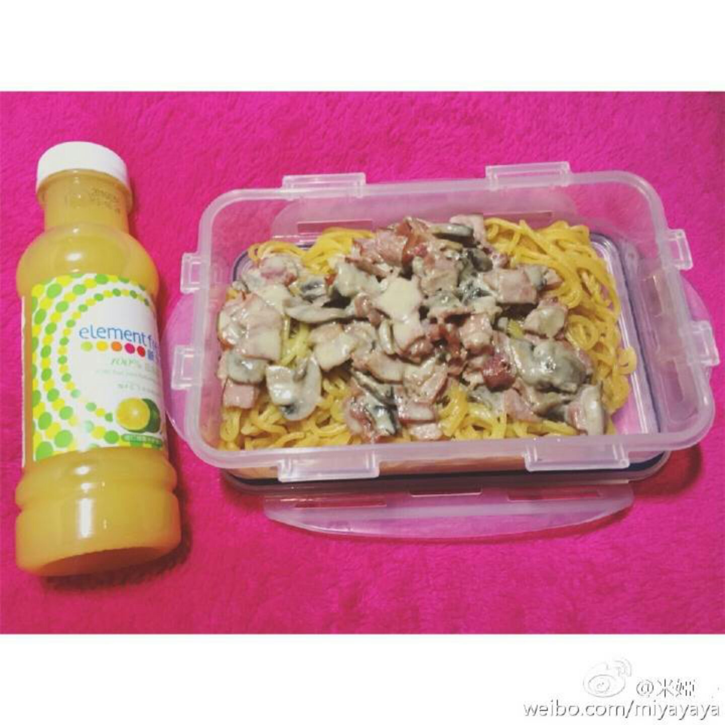 奶油培根蘑菇意面