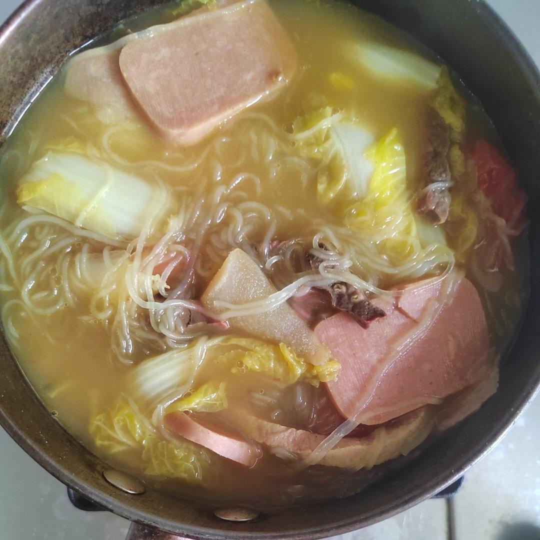 牛杂粉丝汤