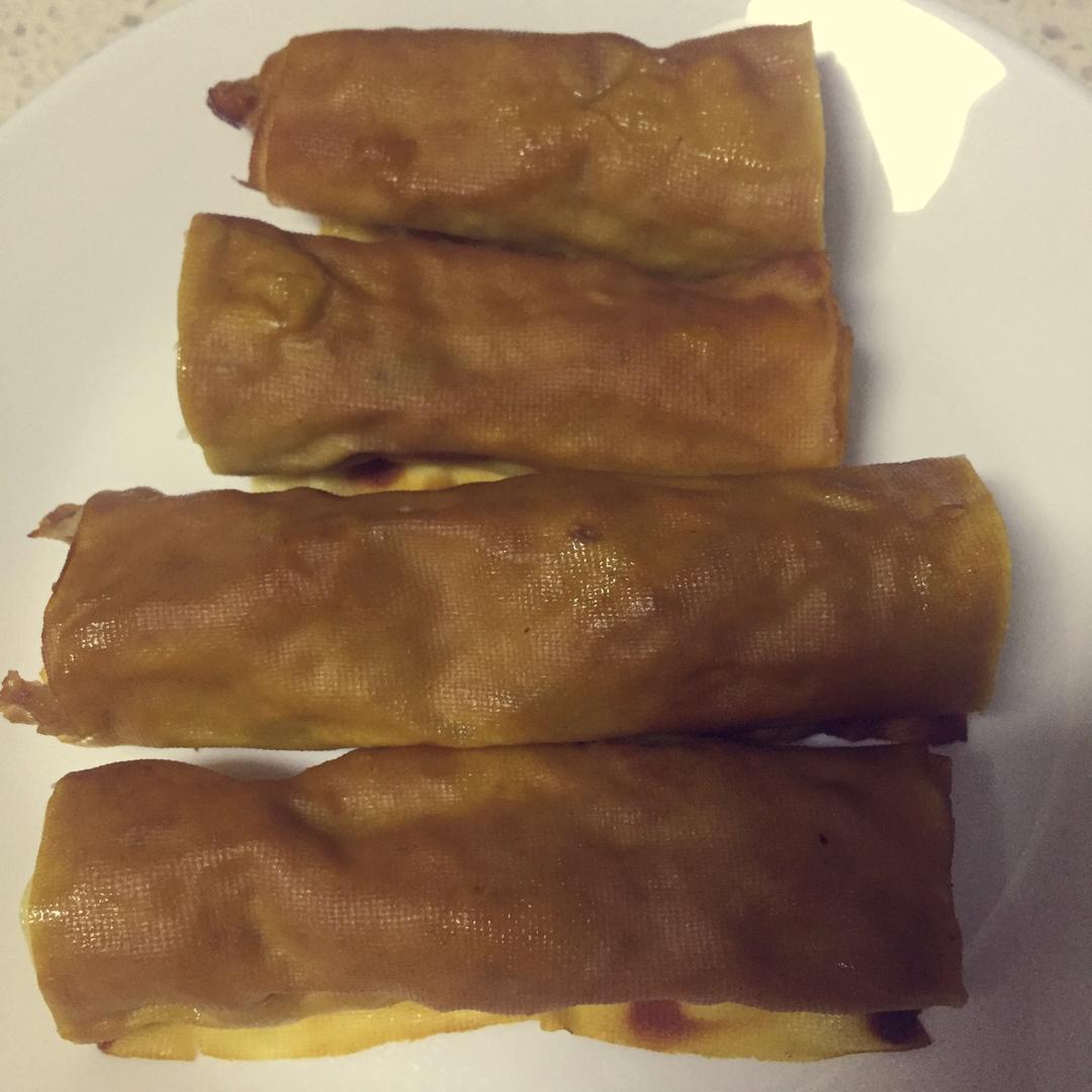 熏干豆腐肉卷
