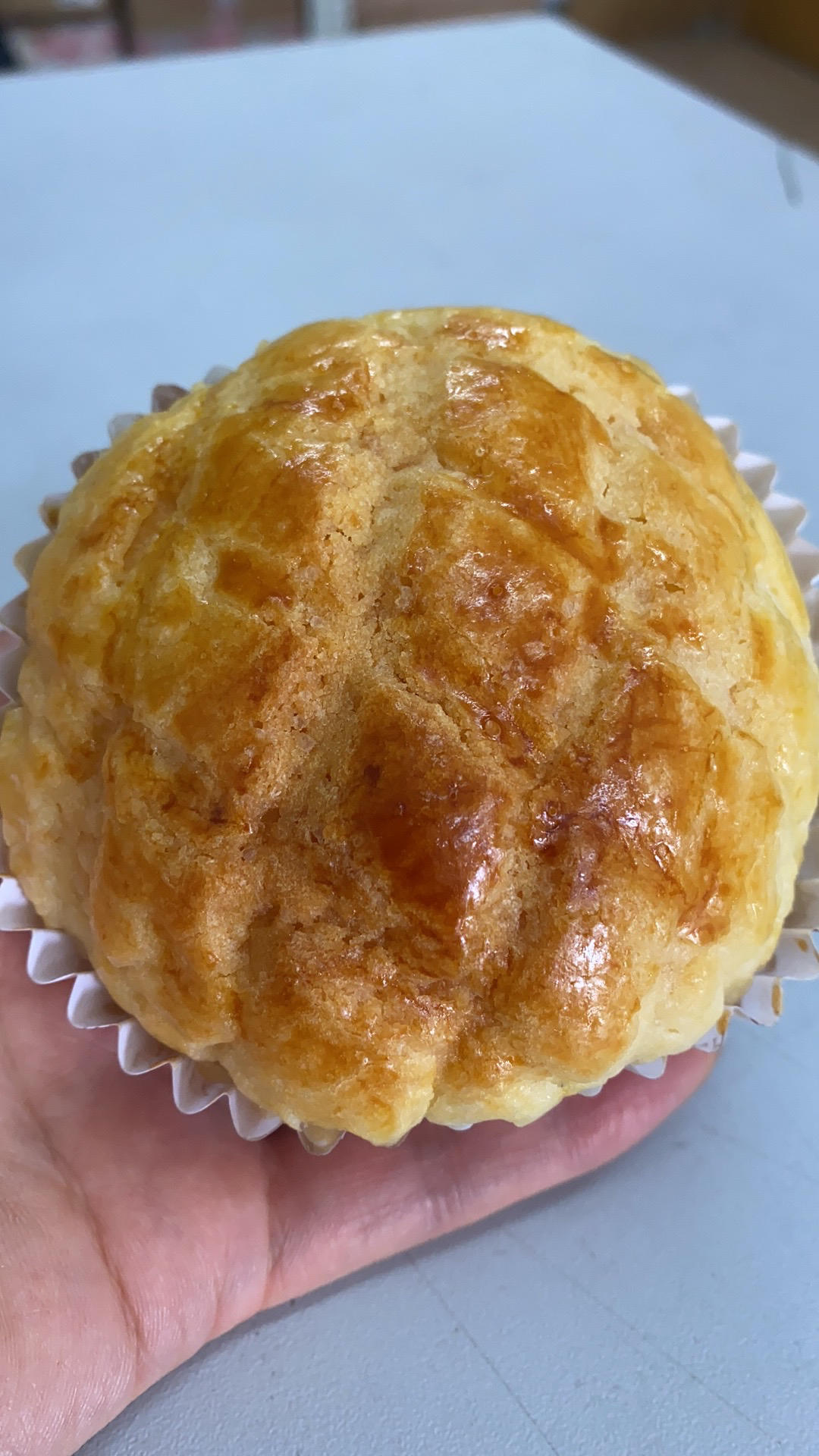 好吃到炸裂的港式菠萝包（附带制作酥皮的小视频）