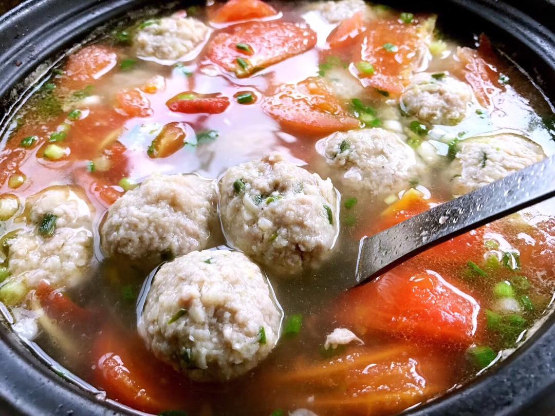 金金妈的厨房做的手工肉丸汤