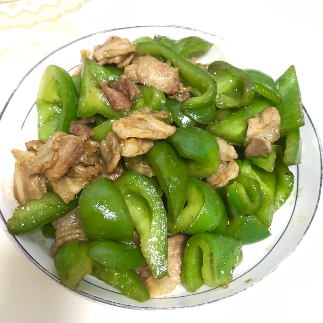 家常菜椒炒肉