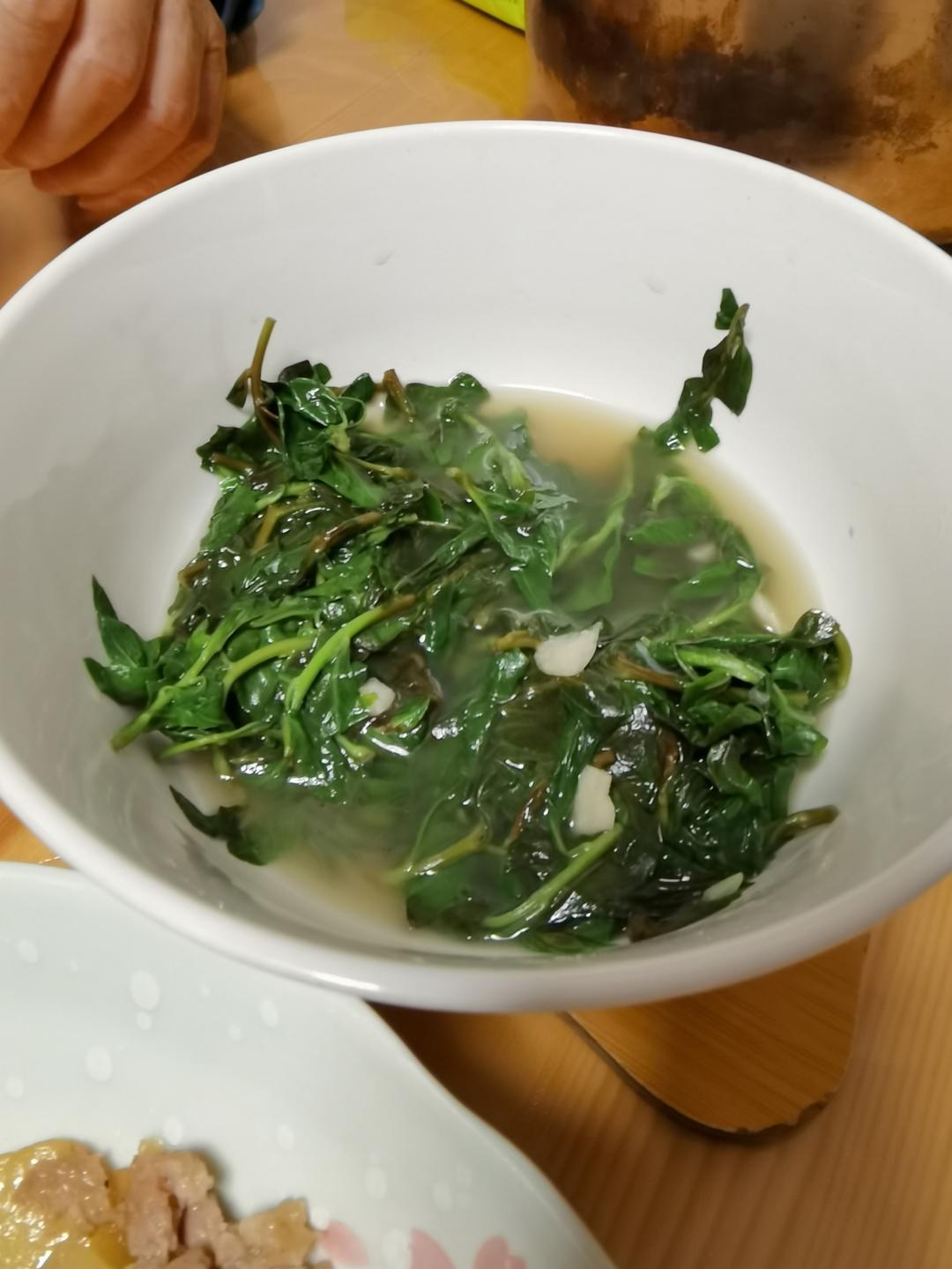清炒枸杞头