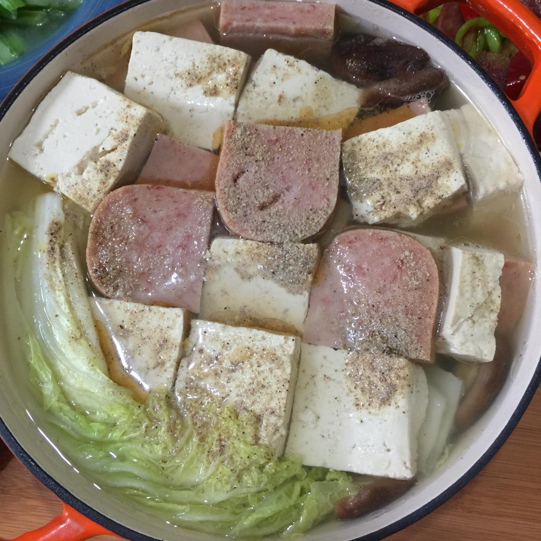 大白菜三丝豆腐汤