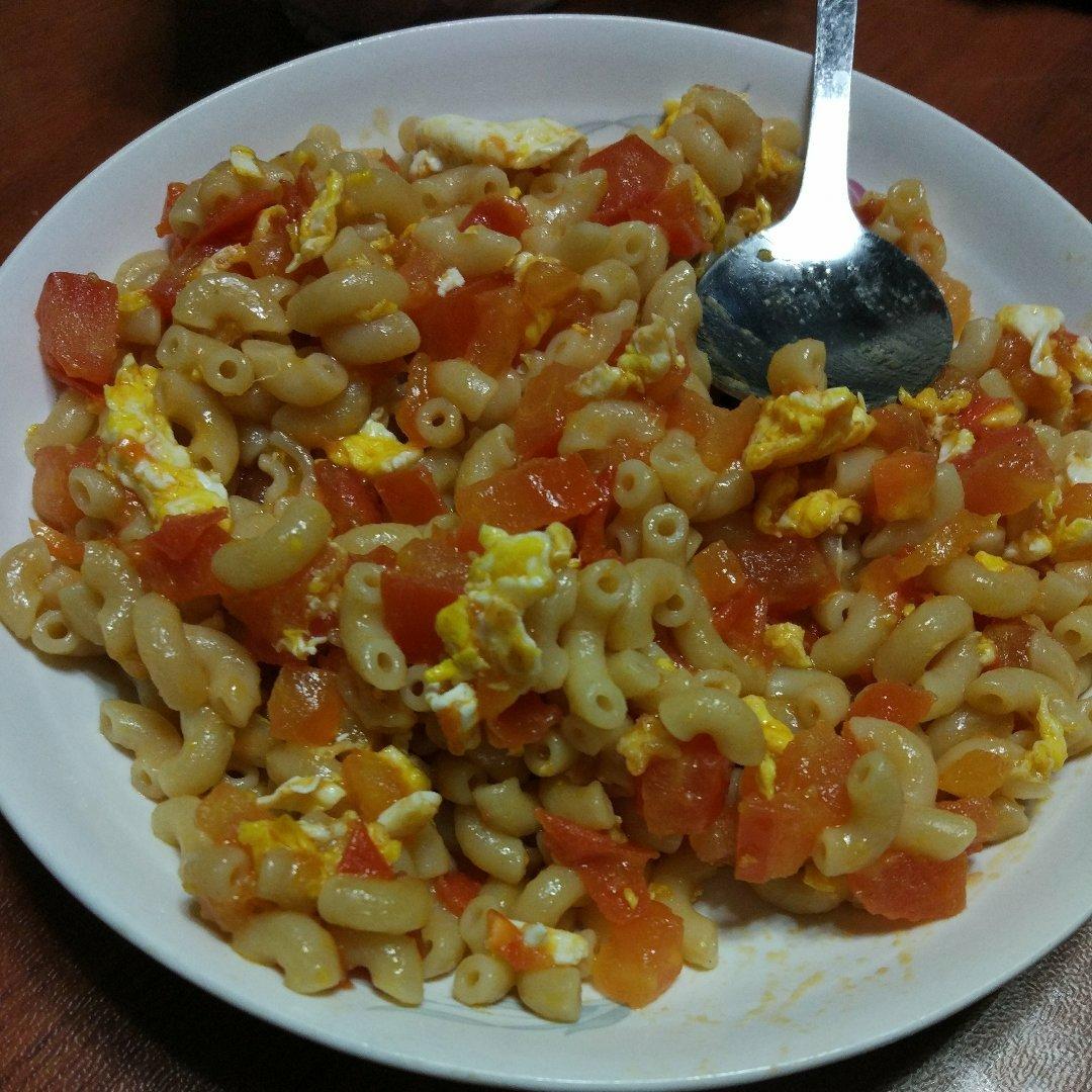 番茄肉酱意大利面