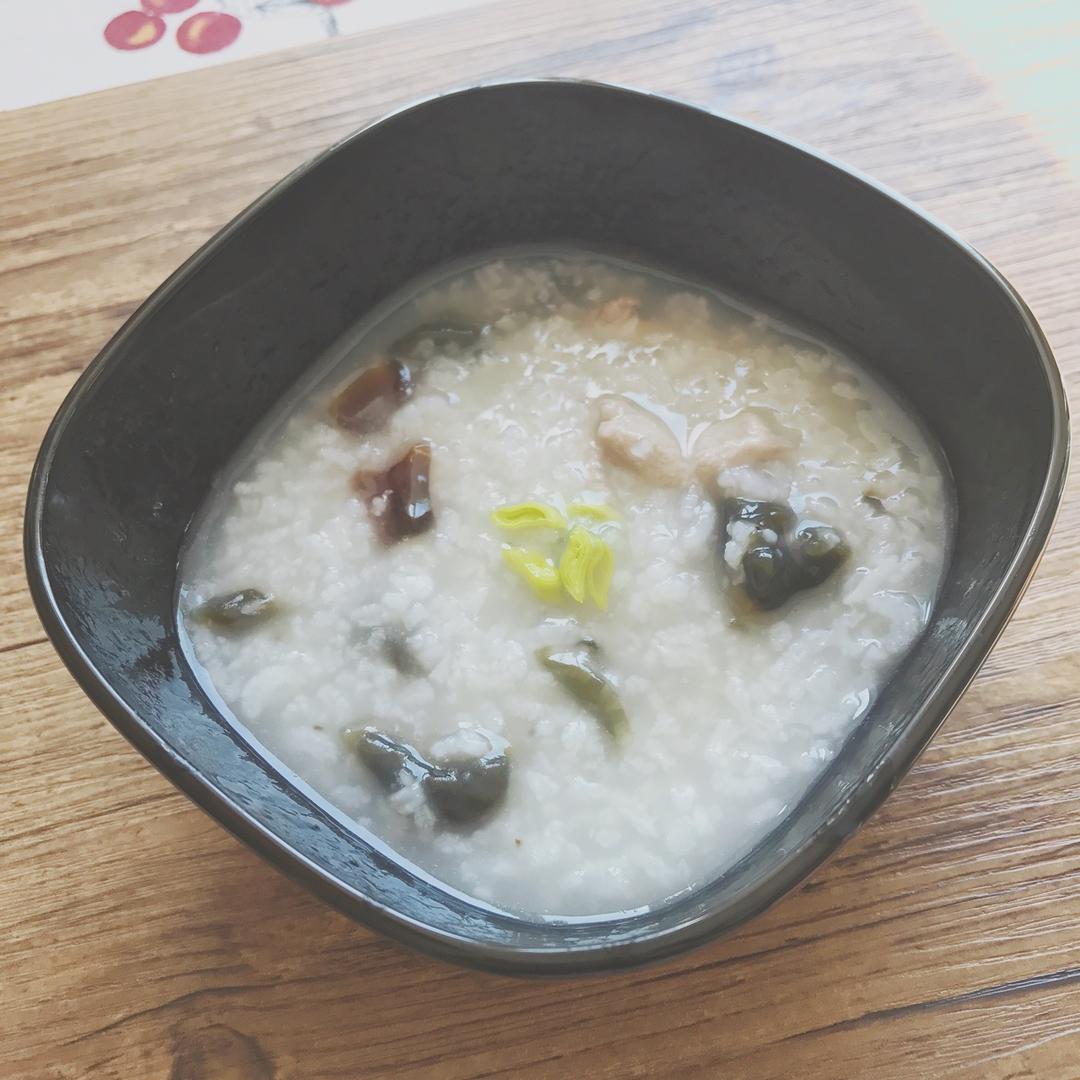 十五分钟快手之香滑皮蛋瘦肉粥(附五分钟电饭煲电压力锅更快捷方法)