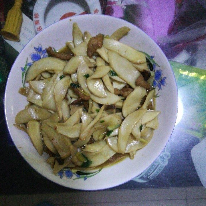 杏鲍菇炒肉片