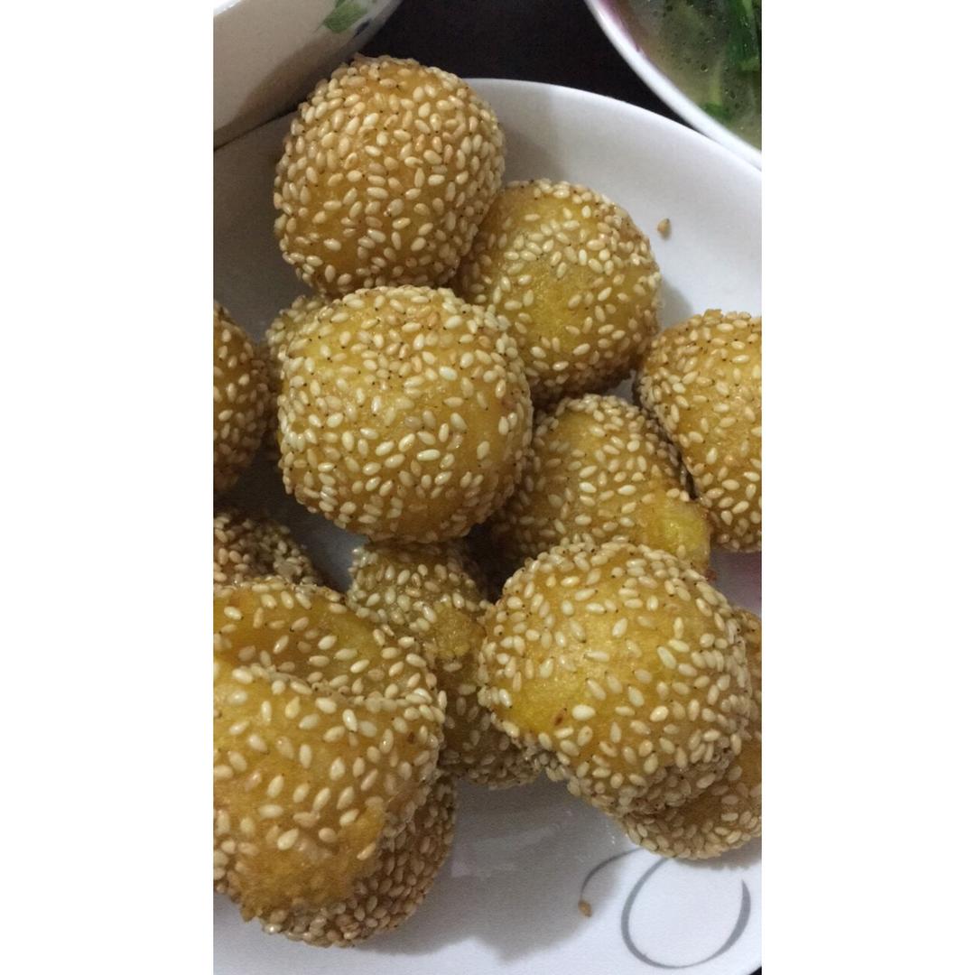 黄金球之一（南瓜芝麻球）