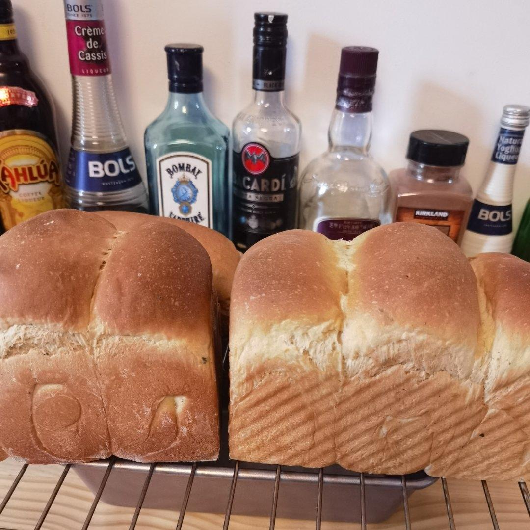 西红柿芝士黑橄榄吐司