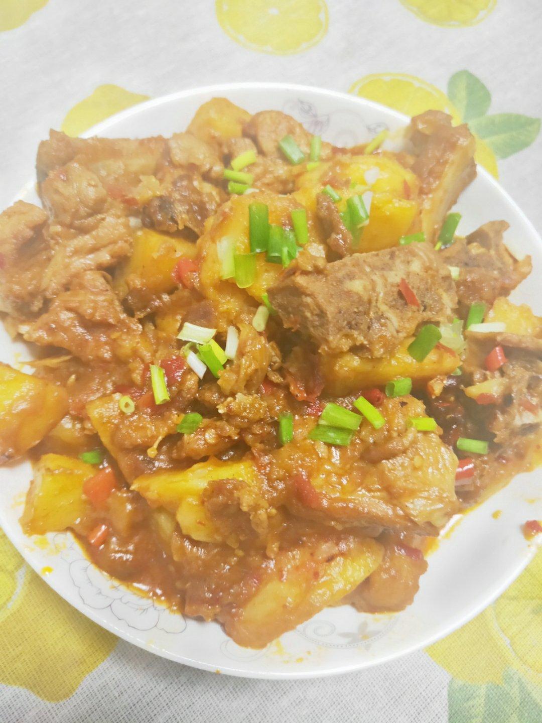 川味土豆烧排骨