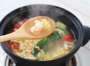 煎蛋白虾仁汤的做法 步骤8