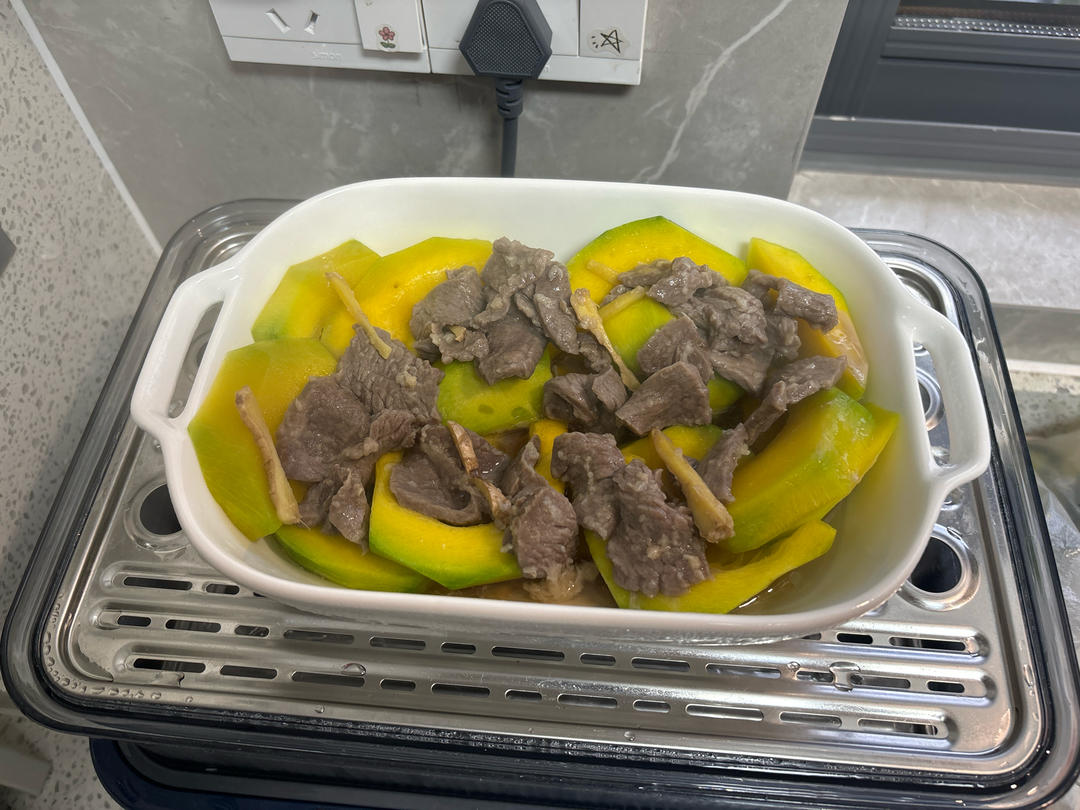 南瓜蒸牛肉片
