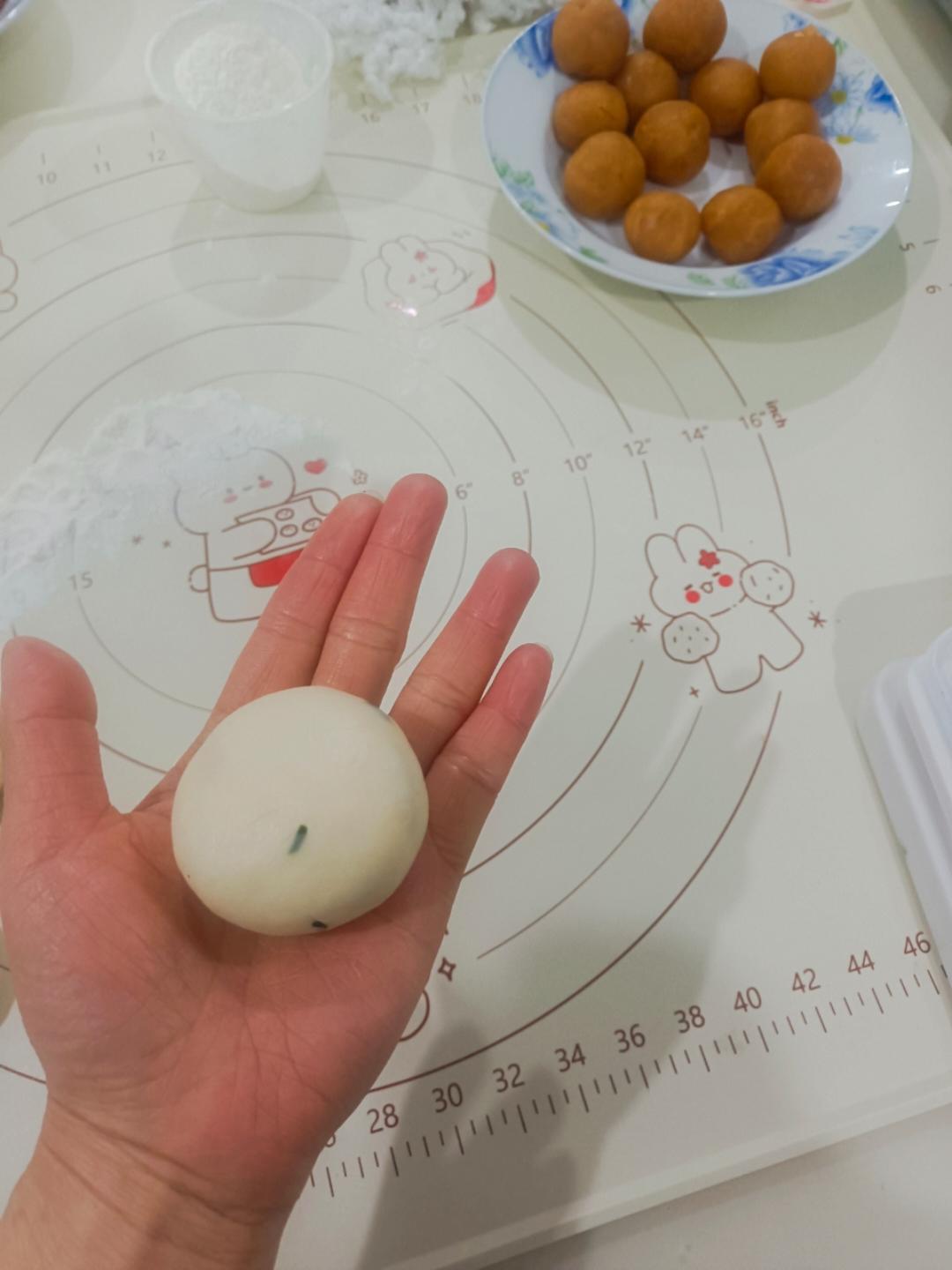 好吃看得见❗️满满的肉松‼️肉松香葱软皮饼