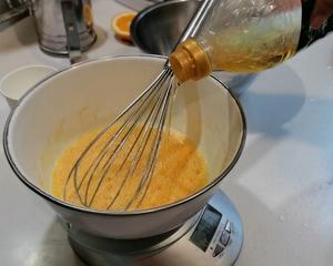 清新脱俗香橙蛋糕卷的做法 步骤4